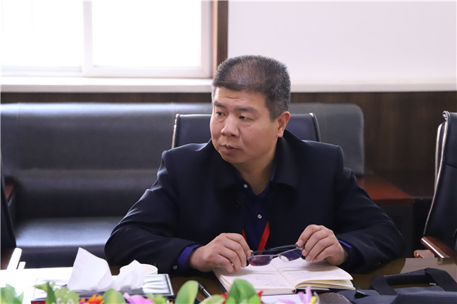 Beat365组织校党委理论学习中心组学习