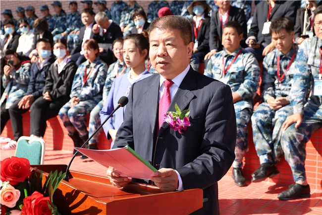 厉兵秣马 扬帆起航Beat365举行2020级新生军训结营式暨开学典礼
