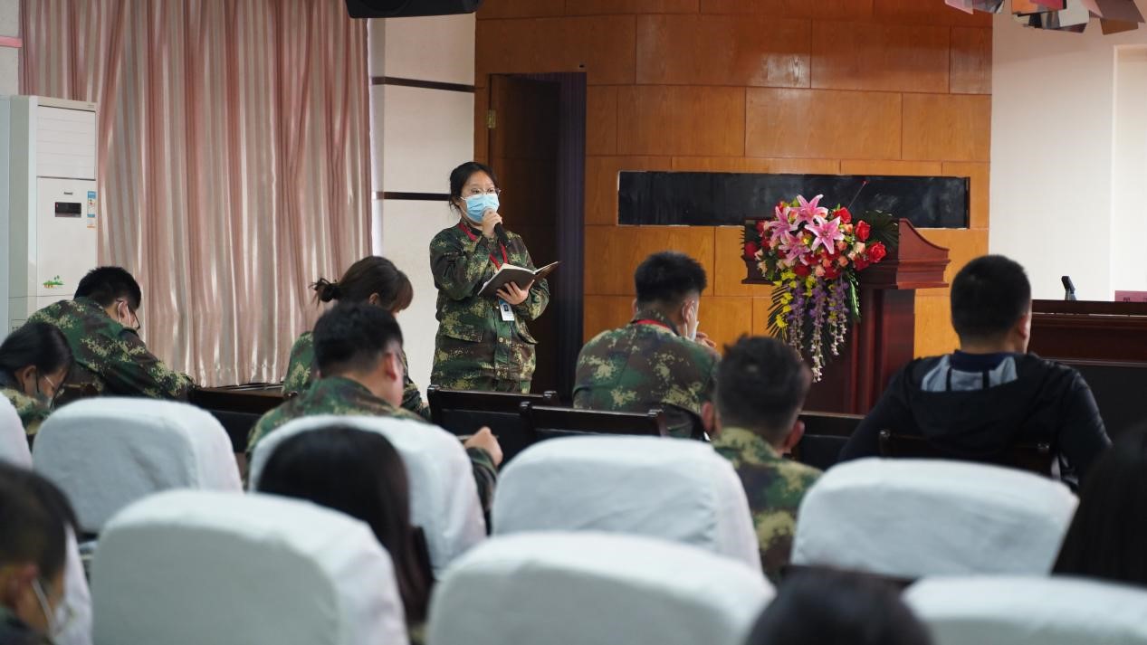 Beat365中文官方网站召开学管干部培训周会2022.4.18