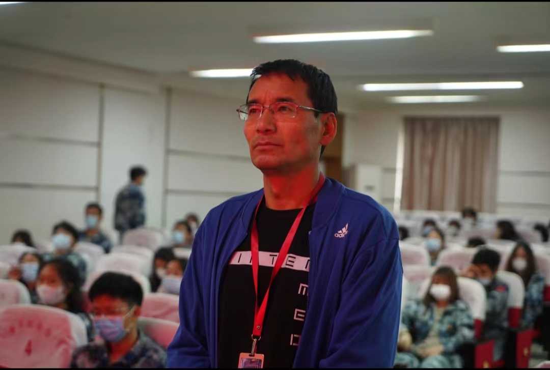 Beat365组织收听收看庆祝中国共青团成立100周年大会上直播