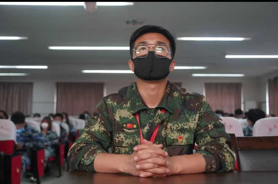 Beat365组织收听收看庆祝中国共青团成立100周年大会上直播