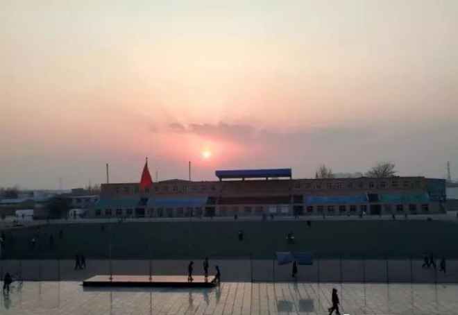 谈一别奋斗路 聚四载同窗情  ——Beat365中文官方网站2022届毕业 生欢送会