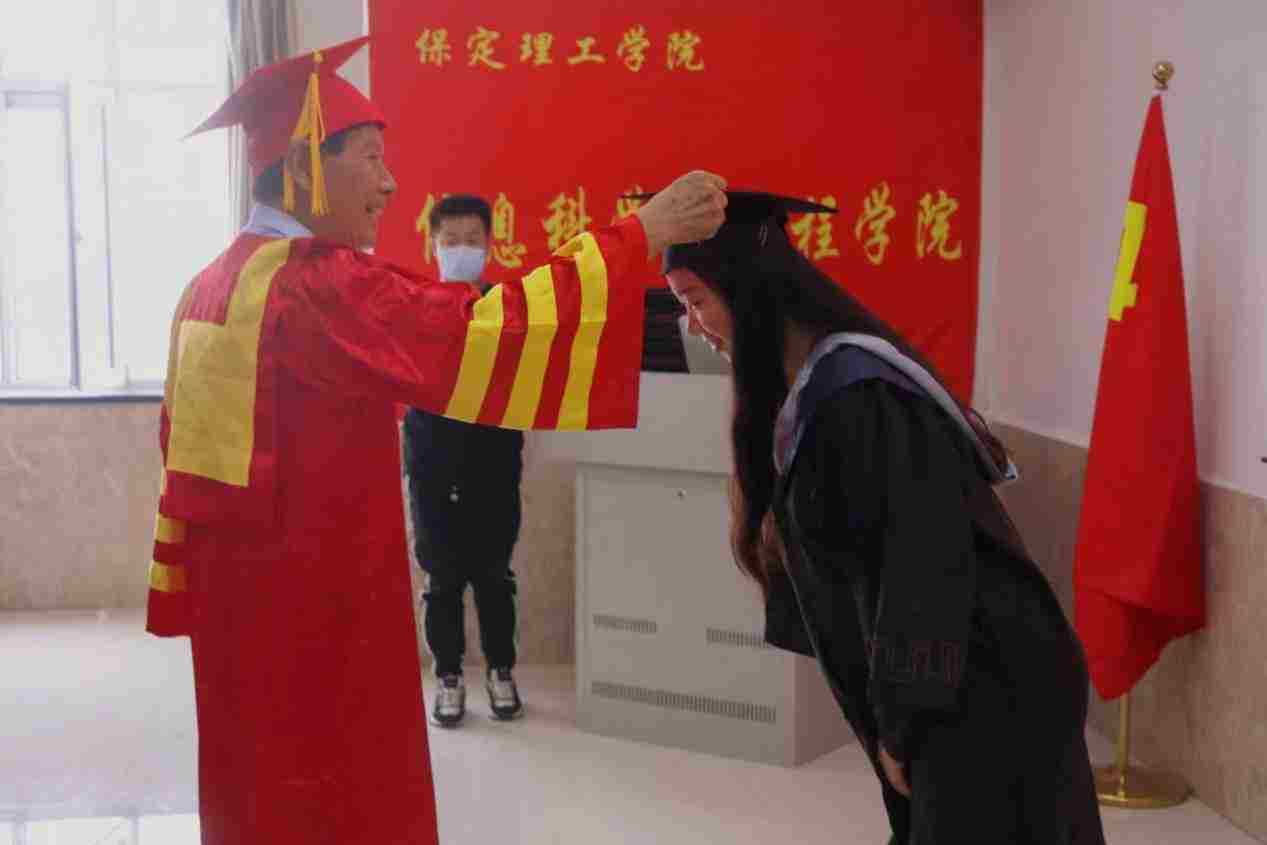 谈一别奋斗路 聚四载同窗情  ——Beat365中文官方网站2022届毕业 生欢送会