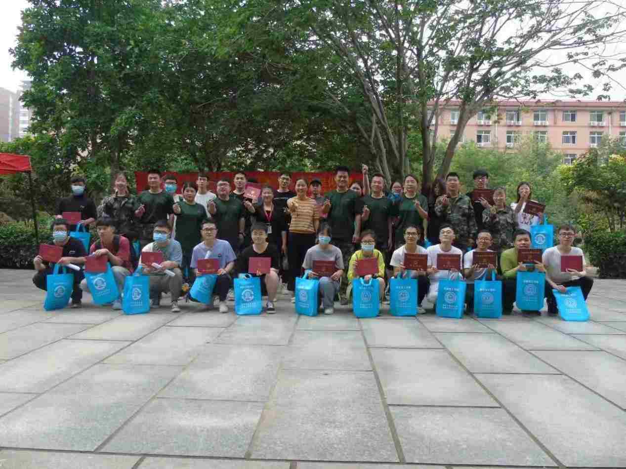 谈一别奋斗路 聚四载同窗情  ——Beat365中文官方网站2022届毕业 生欢送会