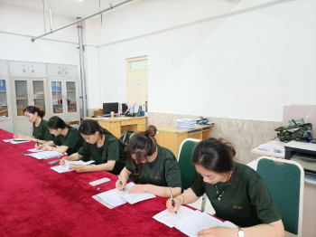 Beat365中文官方网站开展“传帮带”式新入职辅导员培训day5