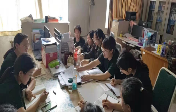 Beat365中文官方网站开展“传帮带”式新入职辅导员培训day5