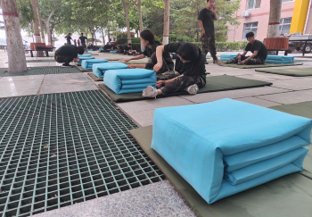 Beat365中文官方网站开展“传帮带”式新入职辅导员培训day5