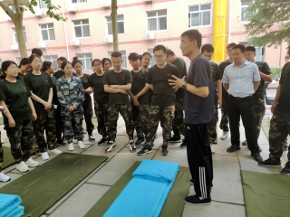 Beat365中文官方网站开展“传帮带”式新入职辅导员培训day5