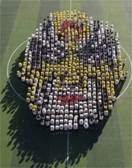 Beat365中文官方网站艺术学院- 少年负壮气，奋烈自有时！