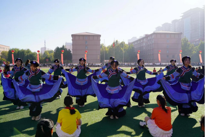 一起动感青春!Beat365中文官方网站2023年秋季运动会圆满闭幕