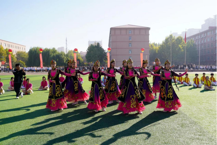 一起动感青春!Beat365中文官方网站2023年秋季运动会圆满闭幕