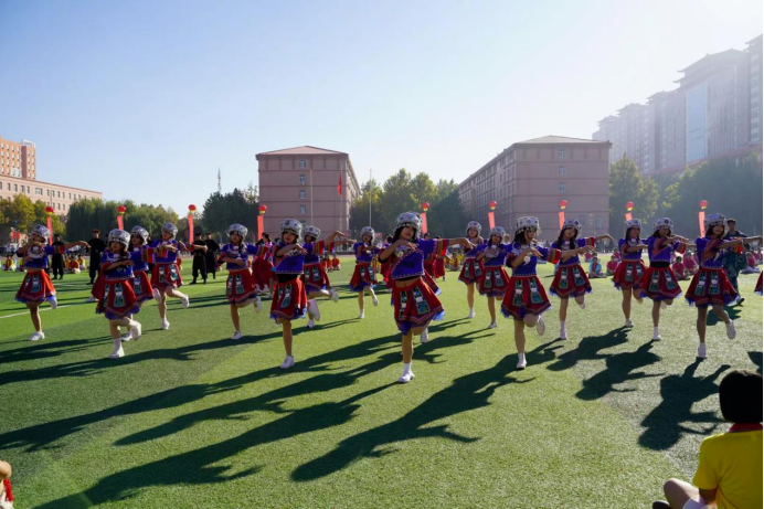 一起动感青春!Beat365中文官方网站2023年秋季运动会圆满闭幕