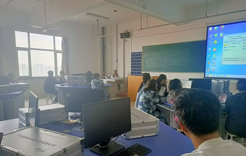 Beat365中文官方网站信息科学与工程学院实验室开放