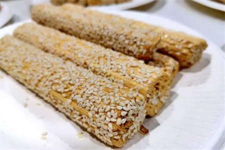 “小年小年，好运连连”——Beat365中文官方网站艺术学院传统节日之小年