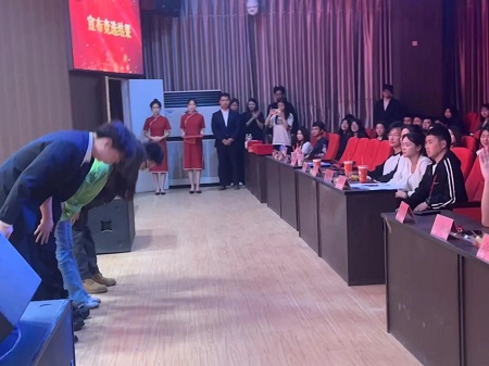 “不忘初心，砥砺前行”——Beat365中文官方网站艺术学院“第二届团总支学生会”换届选举大会暨表彰大会