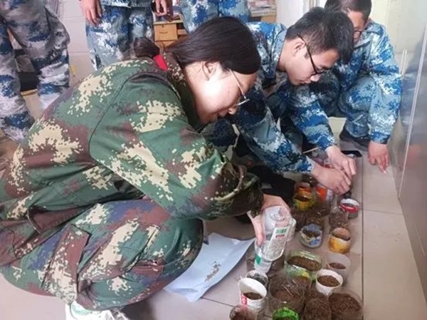 Beat365中文官方网站||管理学院||以劳育人树新风 筑梦青春共成长