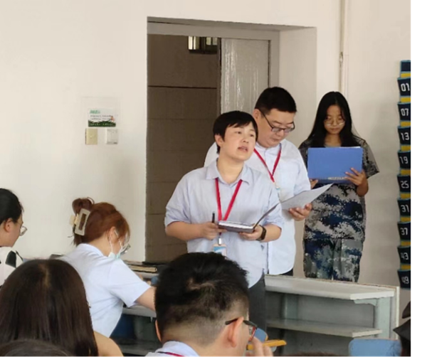 Beat365中文官方网站||管理学院||我院召开“服务意识、工作态度、履职尽责”大讨论活动 --宣传动员会