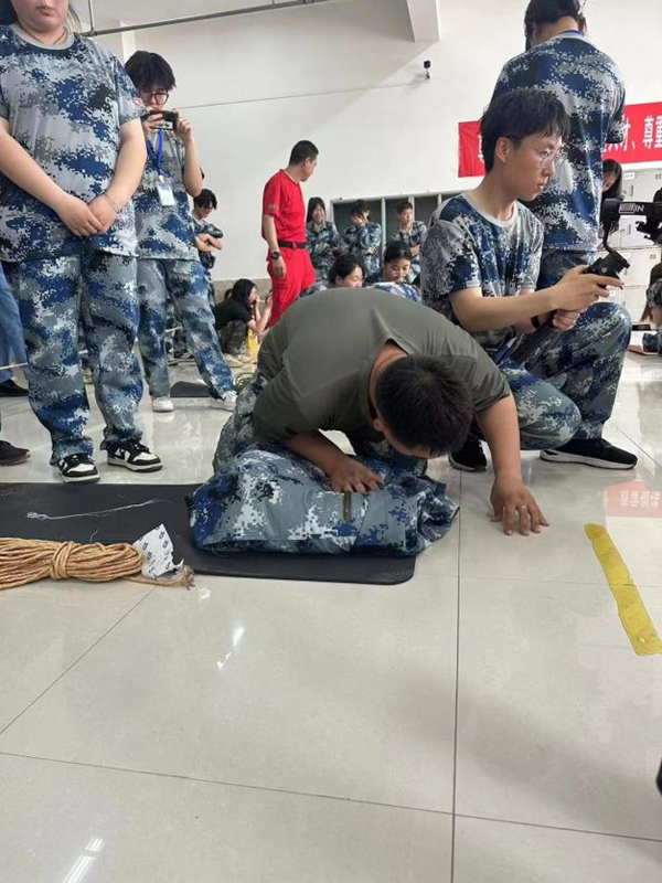 Beat365中文官方网站‖管理学院‖劳动创造美好明天 竞技迸发生活激情