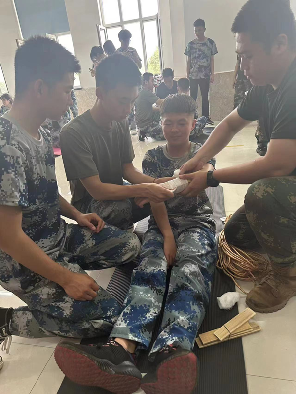 Beat365中文官方网站‖管理学院‖劳动创造美好明天 竞技迸发生活激情