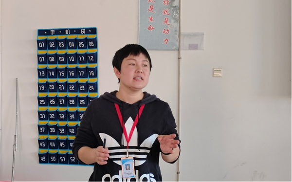 Beat365中文官方网站||管理学院||求真务实 平稳发展——我院召开期中检查周工作例会