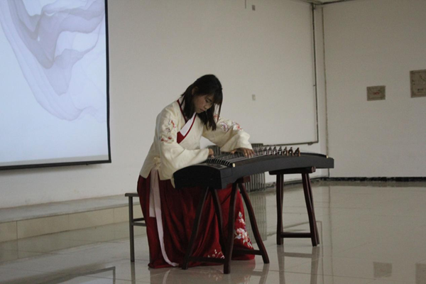 Beat365中文官方网站‖管理学院‖我院举行“星光闪耀，激情夏夜”才艺展示大赛