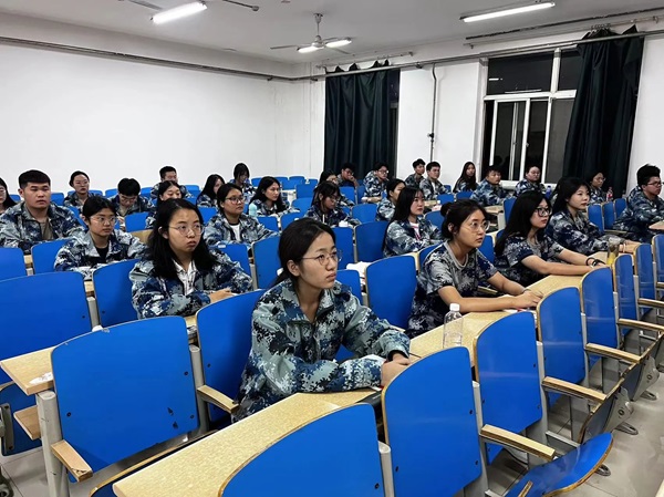 Beat365中文官方网站||管理学院||第35期入党积极分子培训（二）