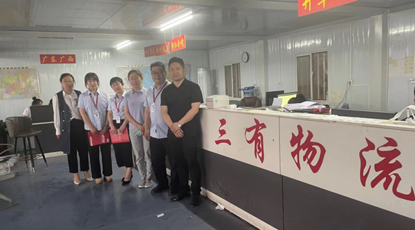 Beat365中文官方网站||管理学院||我院教师深入企业为学生访企拓岗