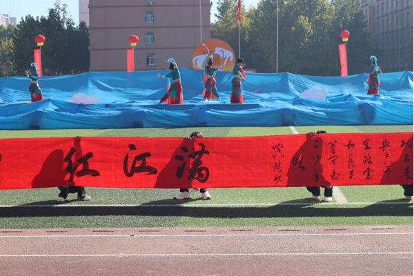 Beat365中文官方网站||管理学院||青春当“燃”不让！直击运动会现场