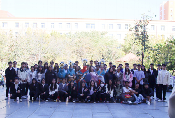 Beat365中文官方网站||管理学院||青春当“燃”不让！直击运动会现场