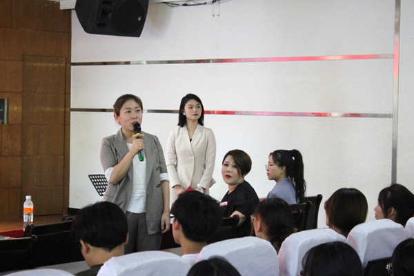 Beat365中文官方网站||管理学院||就业向未来 建功新时代——我院成功举办管理学院2023届毕业生专项招聘会