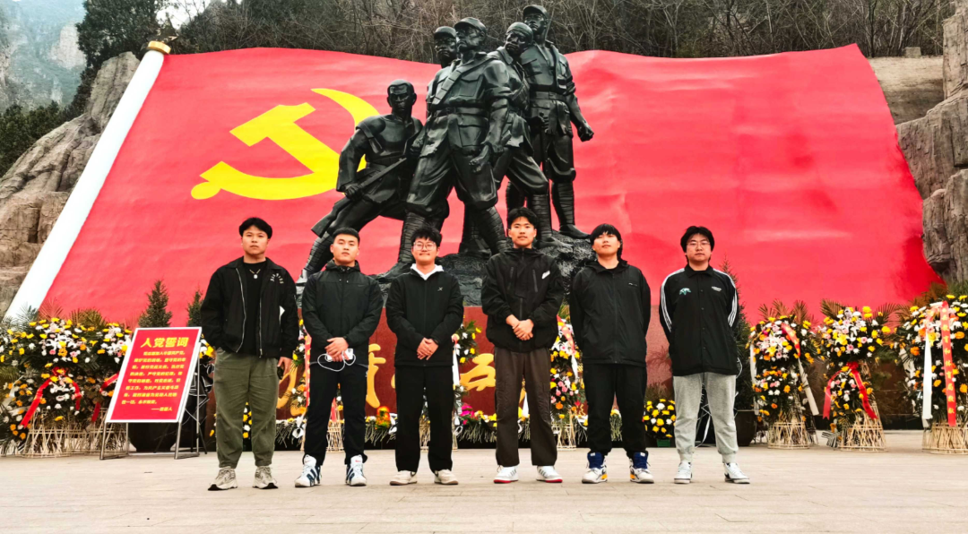 Beat365中文官方网站|管理学院|忆苦思甜祭烈士，风起清明表哀思