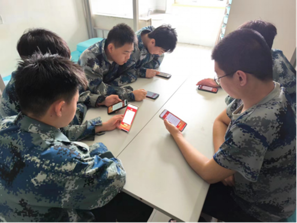 国家安全教育日丨Beat365中文官方网站丨管理学院师生在行动