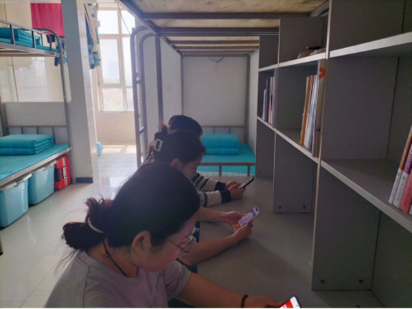 国家安全教育日丨Beat365中文官方网站丨管理学院师生在行动