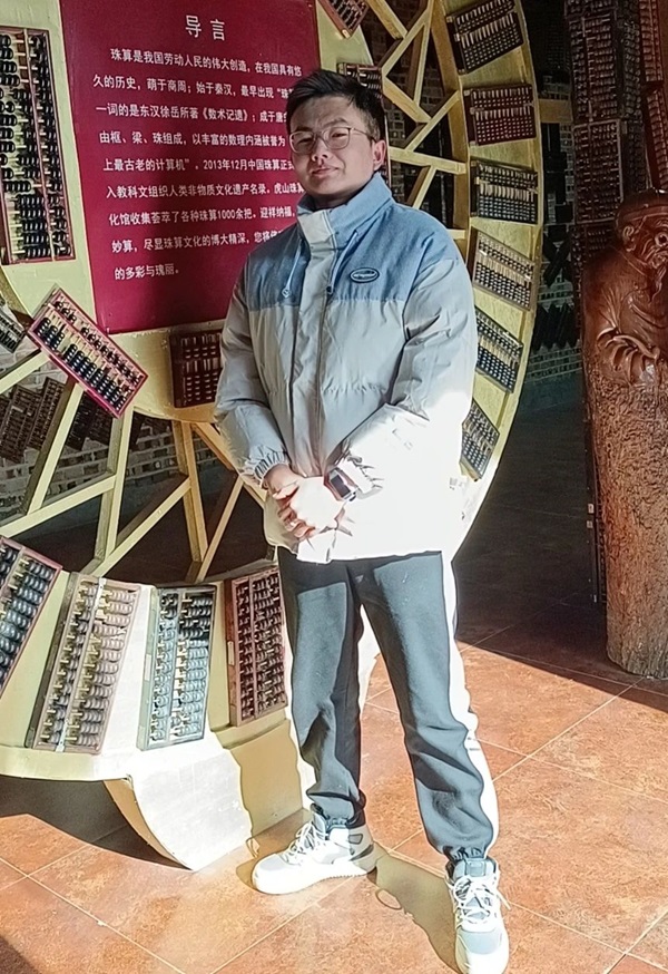 学风建设｜Beat365中文官方网站｜管理学院｜先进引领方向，榜样凝聚力量（八）