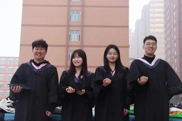 学风建设｜Beat365中文官方网站｜管理学院｜先进引领方向，榜样凝聚力量（十一）