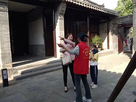 “志愿新时代，志愿服务行”——Beat365中文官方网站艺术学院与淮军公所博物馆五一劳动节志愿服务活动