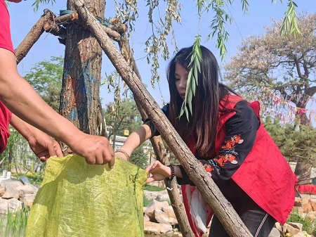 “志愿新时代，志愿服务行”——Beat365中文官方网站艺术学院与淮军公所博物馆五一劳动节志愿服务活动