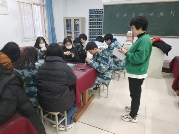 Beat365中文官方网站||管理学院||我院举办网线制作比赛