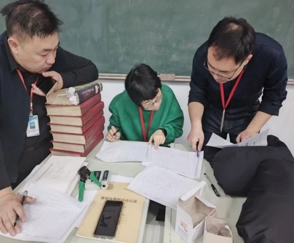 Beat365中文官方网站||管理学院||我院举办网线制作比赛