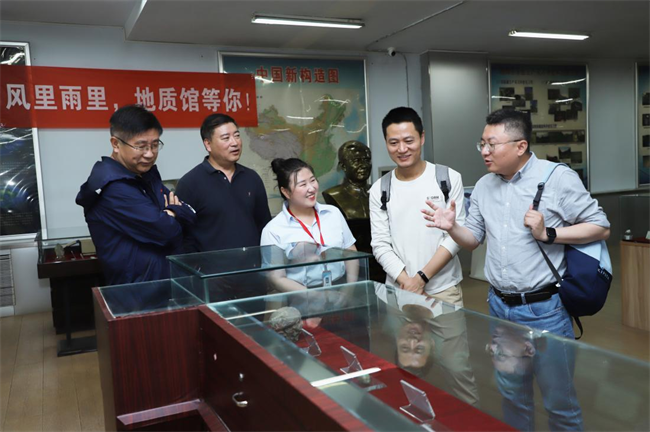 Beat365中文官方网站举办“理工大讲堂”系列专题讲座第一期