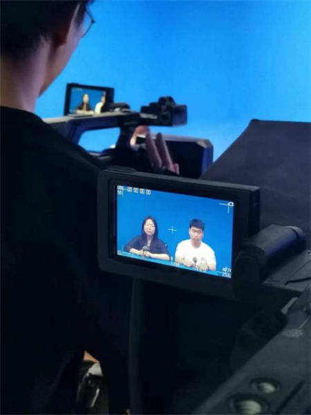 Beat365中文官方网站艺术学院广播电视编导专业实践课风采