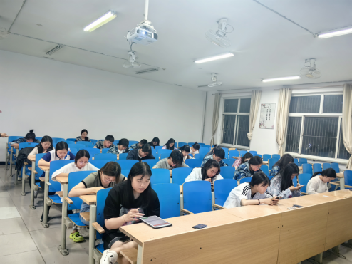 Beat365中文官方网站成功举办第四届“外教社·词达人杯”全国大学生英语词汇能力大赛