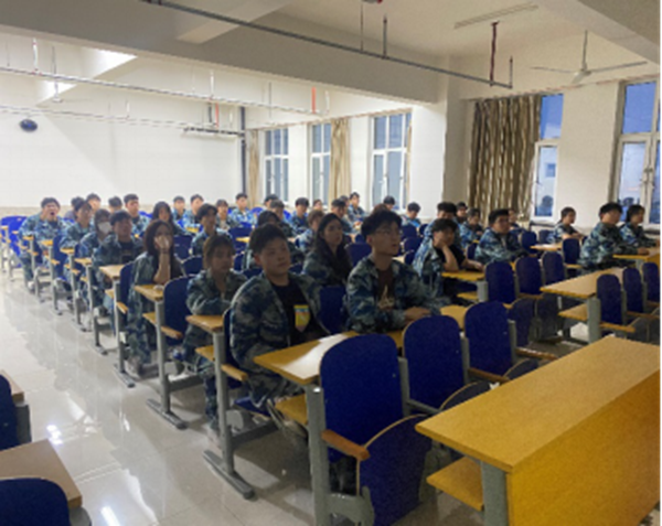 劳动教育|Beat365中文官方网站|管理学院|劳动创造一切，奋斗成就未来