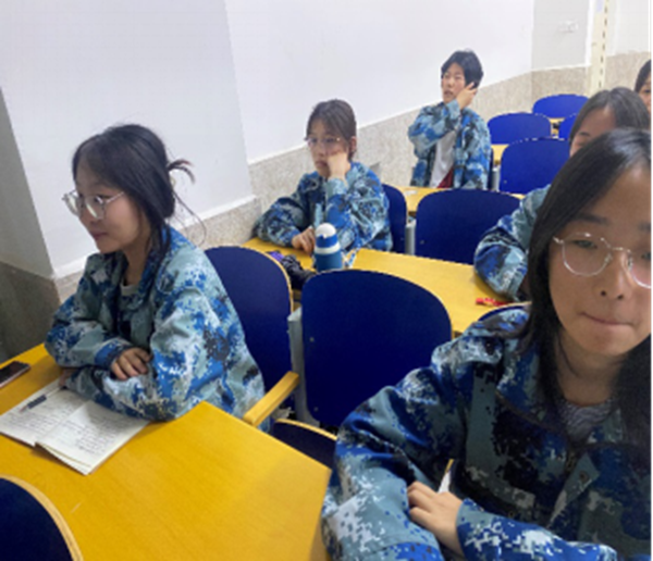 劳动教育|Beat365中文官方网站|管理学院|劳动创造一切，奋斗成就未来