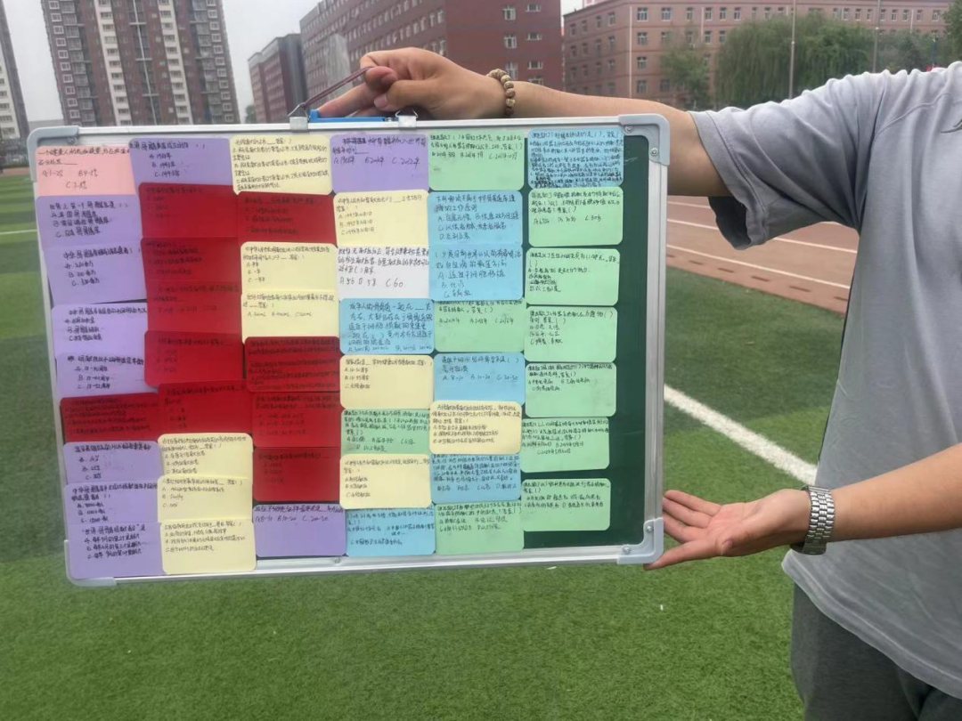 “三献”进校园|Beat365中文官方网站开展“三献宣传”活动