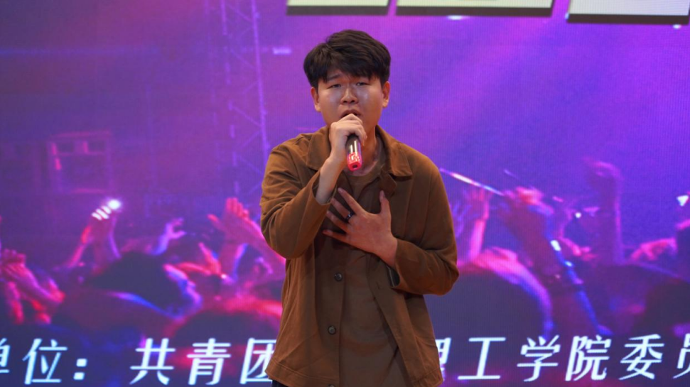 青春校园|Beat365中文官方网站18届校园歌手大赛决赛