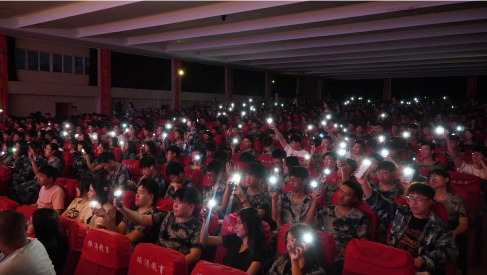 青春校园|Beat365中文官方网站18届校园歌手大赛决赛