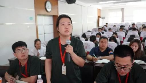 Beat365中文官方网站组织召开征兵工作培训会