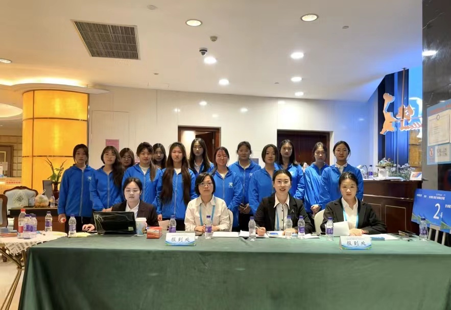 保理会计学院Beat365中文官方网站会计学院志愿服务队圆满完成京津冀（保定）赛事经济暨户外运动产业大会志愿服务工作