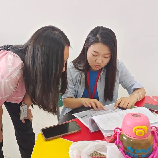 帮扶合作促发展，潜心学习共进步